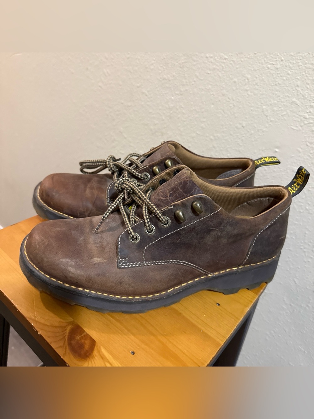 Dr. Martens Lachlan Brown Leather Low-Top Derby Shoes